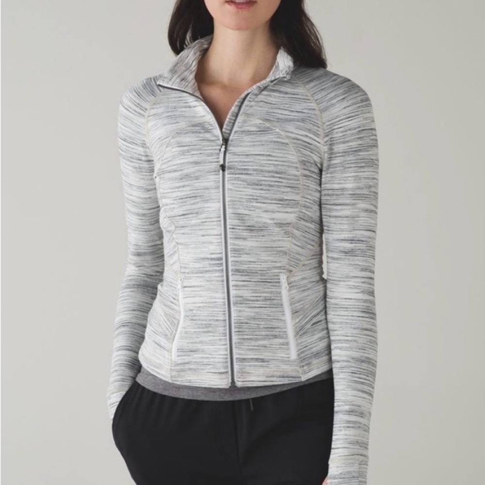 Lululemon Women's Heathered Gray Hustle in Your Bustle Long Sleeve Jacket 8 - Picture 6 of 16
